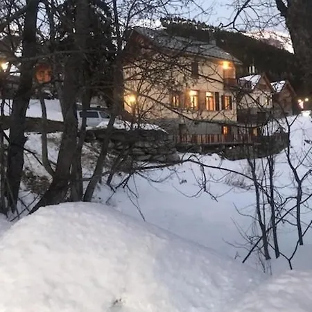 Chalet Le Sovaje *